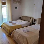 Nako Bar&restaurants 3* Πρεμετή