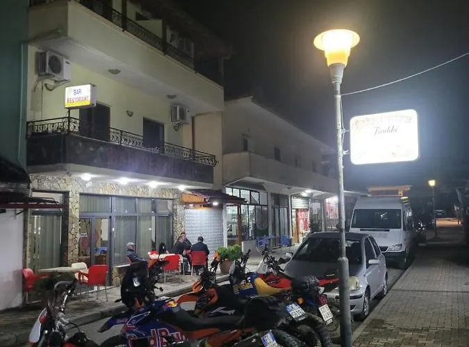게스트하우스 Nako Bar&restaurants 3*