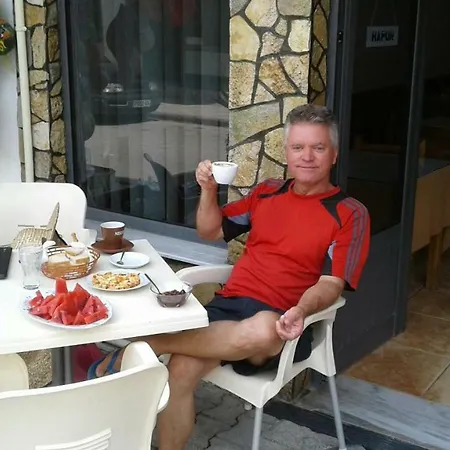 Nako Bar&restaurants Guest house *